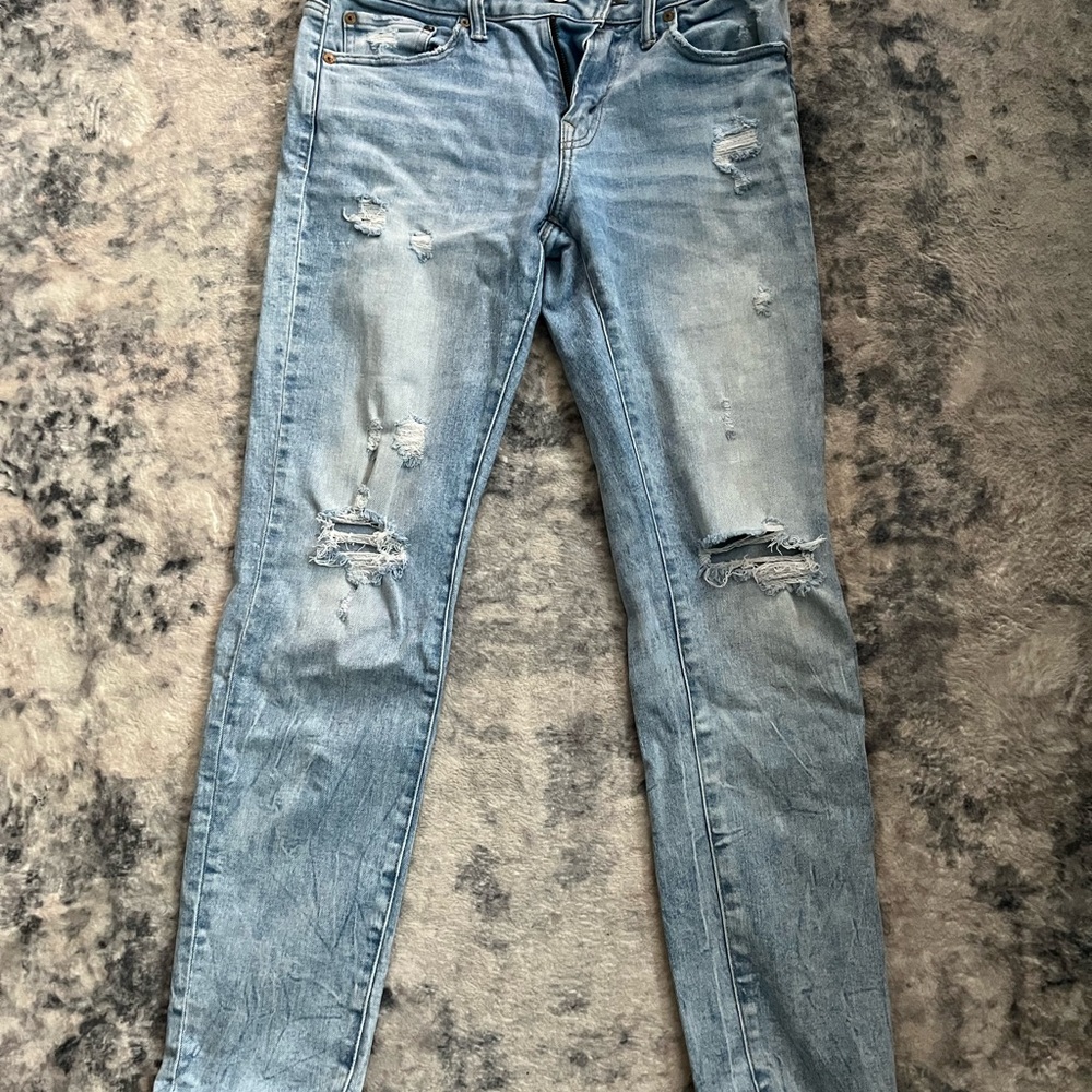 American Eagle Outfitters Faded Blue Ripped Skinny Jeans